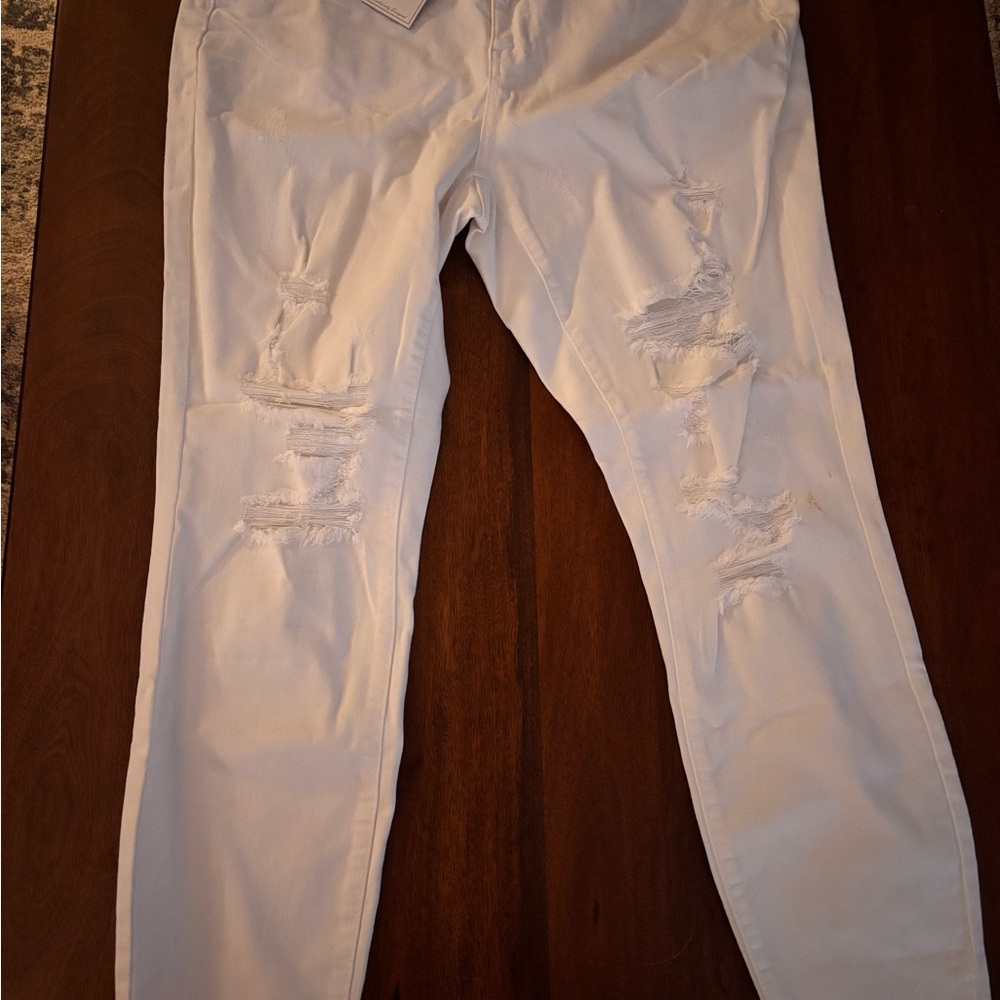 Judy Blue 14w White Distressed Skinny Jeans